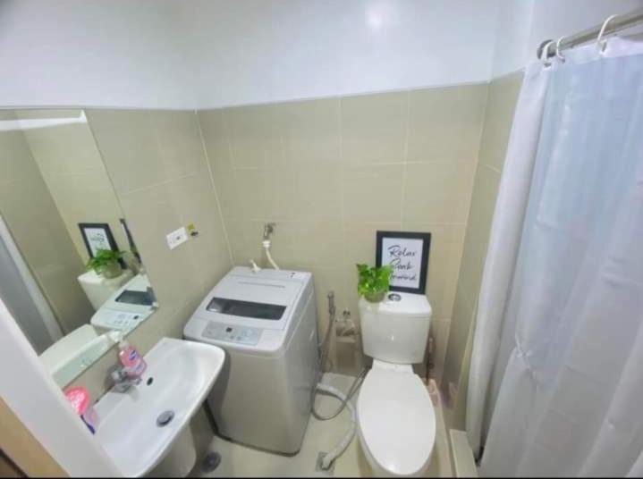 Yhanz Z Sea Residences Pasay Exterior photo
