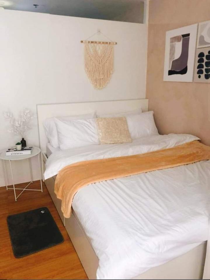 Yhanz Z Sea Residences Pasay Room photo